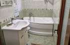 Inchiriez apartament 3 camere