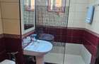 Aartament 3 camere, mobilat utilat, IC Frimu, etaj 2, liber, Pret 450 Euro - 10