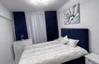 Inchiriez apartament 3 camere - 4