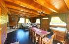 Ansamblu 3 cabane Cheile Rasnoavei 5000 mp