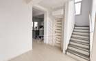 Duplex de vanzare, 4 dormitoare si 3 bai, Dumbravita