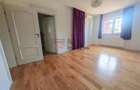 Vilă spatioasa de 500mp cu 7 camere si gradina privata