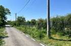 Teren intre case la 50 km de Bucuresti. Deschidere 22 m la strada asfaltata. 1422 MP 13.000 EUR