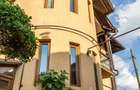 De vanzare Casa spa?ioasa in Gradi?te, Str. Vi?inului - 6