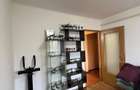 apartament 3 camere decomandat, 2 bai, 2  balcoane,centrala gaz,parcare, 99000 e