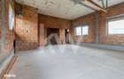 Casa singur in curte, central, Izvor, Comision 0% - 8