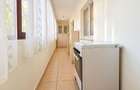Apartament de vanzare cu 3 camere si boxa, parter inalt, zona Lipovei