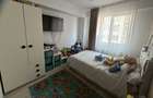 Vand apartament 3 camere