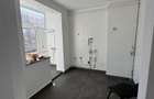 Inchiriez apartament de 3 camere