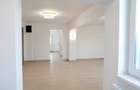 Apartament 4 camere de vanzare in Slobozia
