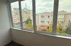 Central,2 camere decomandat,2 balcoane. - 3