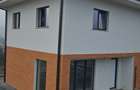 Casă cu 4 camere în Chinteni - 1