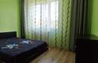 P F Vand apartamente 3 camere decomandat etajul 3 din 4 zona centrala - 4