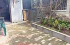 Centru, 2 camere chic, mobilat & utilat, curte mica pentru relaxare - 2