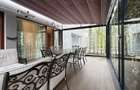 Apartament ce ofera  acces catre 2 terase generoase