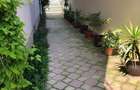 De inchiriat vila cu 5 camere - 4