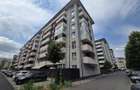 Apartament 3 camere cu curte proprie, aproape de metrou Berceni