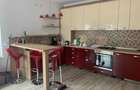 Inchiriez apartament 3 camere in casa la curte, partial mobilat