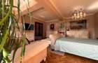 Apartament cu 3 camere, decomandat, 116 mp, zona Ultracentral - 2