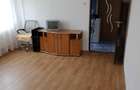 De vanzare apartament 3 camere micro 9 - 11