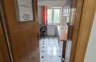 Apartament cu 3 camere decomandat în Costin Georgian - 3