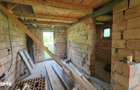 Casa la ro?u cu teren mare, cadru natural deosebit Iernut-Mures