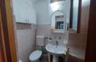Apartament 3 camere de inchiriat Decomandat, Etaj 1, Zona Dezrobir
