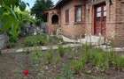 Vand casa batraneasca din caramida cu teren 3120 de mp, 29.950 de euro negociabil - 4