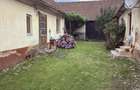 Casa de vanzare cu doua corpuri de locuit si sura mare, aproape de centrul comunei Dumbravita, Brasov - 10