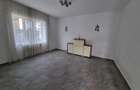 Casă individuală cu 4 camere, 995 mp teren, 35 mp terasa - zona Centru