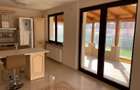 Vila de inchiriat,zona de Nord, 5 camere, curte proprie - 8