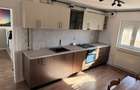 Apartament cu doua camere, decomandat, Soarelui