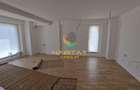 UNICAT  Penthouse 4 camere - NOU  - Piata Unirii - 5
