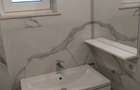 Spre inchiriere: Apartament 3 camere SPATIOS (92mp), Bloc Nou, Curte privata, langa LIDL, in Vaslui