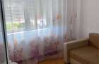Inchiriez apart in Boul Rosu, Directia Venituri, 3 camere, 2 bai, total decomandat, etaj 4, clima, centrala proprie. Total mobilat si utilat. - 3