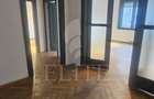 Apartament 4 camere în zona P-TA UNIRII