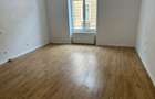 Apartament spa?ios cu 4 camere, centrul Aradului nemobilat -SPATIU - 3