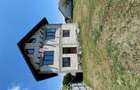 Casă cu Teren 1000 Mp în Albeni - 4