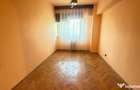 Apartament 3 camere decomandat, Central, Etaj 2, Bloc 1986, - 4