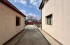 Casa / Vila cu 4 camere de vanzare - 3