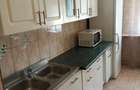 Caut un chirias chiriasa pentru o camera privata situata intr-un apartament de 2 camere decomndat