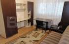Apartament de inchiriat cu 3 camere, 46 mp, zona Piata Flora