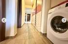 Inchiriez apartament 3 camere,  zona Dambovita - 2