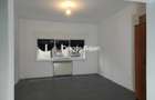 4 camere // bloc renovat // etajul 1 - 3