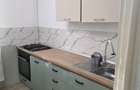 Inchiriez apartament 2 camere, decomandat, balcon, proaspat renovat, mobilat, utilat Arad, zona Aradul Nou vizavi de Gara, bloc reabilitat. - 3