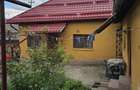 Vand casa ?i teren in Brezoi - 9