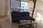 Apartament modern la curte