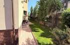 Vila de vanzare Trapezului, Sector 3, teren 5001000 mp - 1
