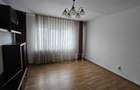 Apartament 3 camere în zona SALA SPORTURILOR
