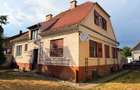 Vand CASA - Codlea, str.T.Vladimirescu, nr.9 jud. Brasov - 7 camere (2 apartamente), pivnita si pod - 3
